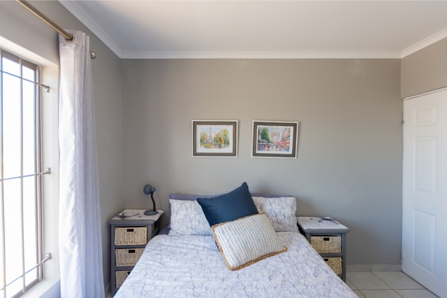 3 Bedroom Property for Sale in Britannia Bay Western Cape